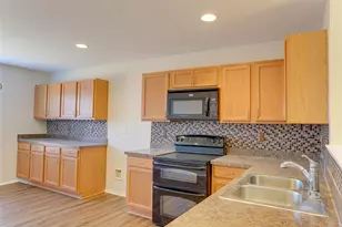 9016 Garden Springs Dr, Fort Worth, TX 76123 - Photo 9