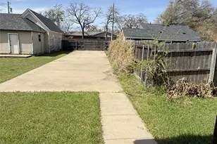 306 Edna St, Weatherford, TX 76086 - Photo 13