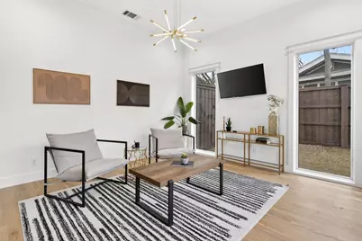 5940 Bryan Parkway, Dallas, TX 75206 - Photo 3