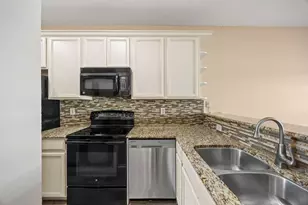 4800 W Lovers Ln, Dallas, TX 75209 - Photo 9