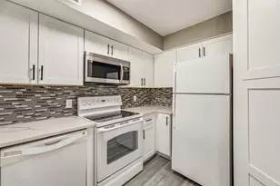 3113 Sondra Dr, Fort Worth, TX 76107 - Photo 13