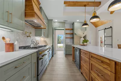 317 N Big Red Way, China Spring, TX 76633 - Photo 11