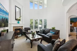 2824 Lazy Creek Dr, Grand Prairie, TX 75052 - Photo 11