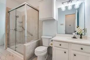 2101 Count Fleet Dr, Arlington, TX 76011 - Photo 7
