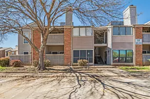 2101 Count Fleet Dr, Arlington, TX 76011 - Photo 1