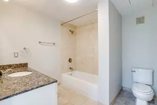 910 Houston St, Fort Worth, TX 76102 - Photo 15