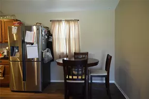 6307 Valley Ridge Dr, Fort Worth, TX 76140 - Photo 9