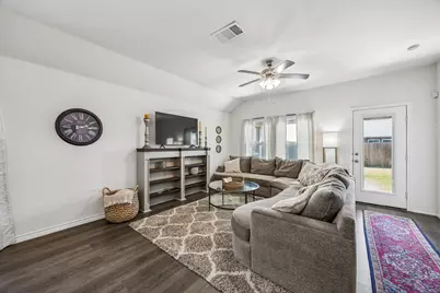 405 Saddle Club Way, Princeton, TX 75407 - Photo 5