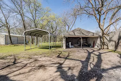 1734 E California St, Gainesville, TX 76240 - Photo 7