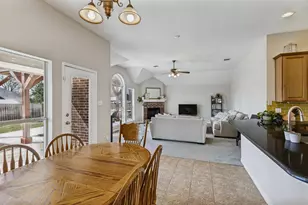 720 Date Ct, Burleson, TX 76028 - Photo 17