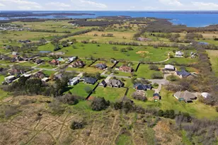 1201 Parkway Ln, Pilot Point, TX 76258 - Photo 39