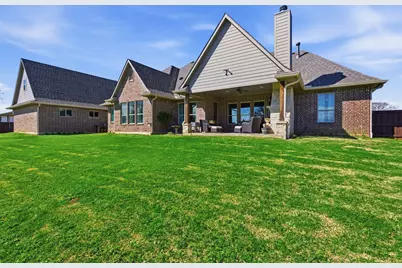 1201 Parkway Lane, Pilot Point, TX 76258 - Photo 37