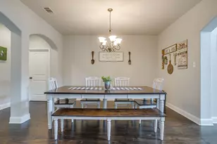 2747 Elmwood Dr, Burleson, TX 76028 - Photo 13