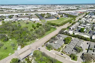 9612 Park Highlands Dr, Dallas, TX 75238 - Photo 27