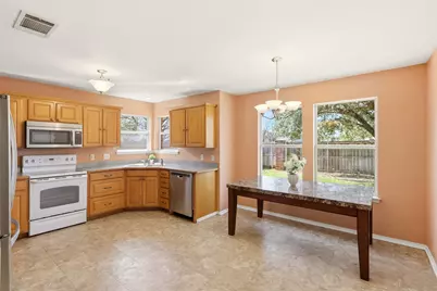 747 Tanglewood Drive, Burleson, TX 76028 - Photo 13