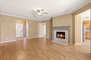 747 Tanglewood Dr, Burleson, TX 76028 - Photo 7