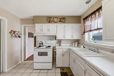 2116 Menefee Street, Arlington, TX 76010 - Photo 15