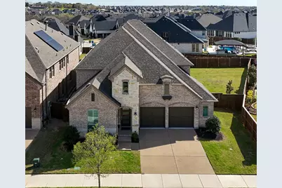 1724 Sir Dustin Lane, Carrollton, TX 75010 - Photo 3