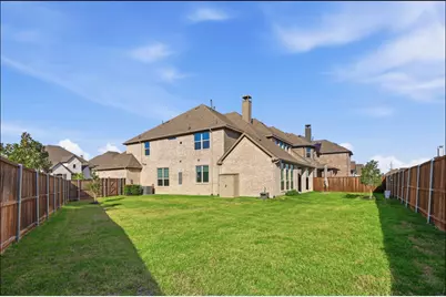 1724 Sir Dustin Lane, Carrollton, TX 75010 - Photo 37