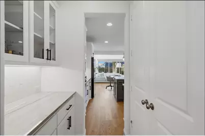 1724 Sir Dustin Lane, Carrollton, TX 75010 - Photo 9