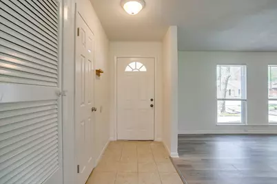 6013 Worrell Drive, Fort Worth, TX 76133 - Photo 5