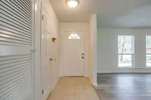 6013 Worrell Dr, Fort Worth, TX 76133 - Photo 5