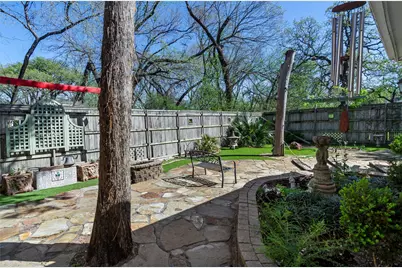 1400 E Shady Grove Road, Irving, TX 75060 - Photo 21