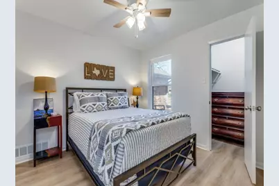 2310 Oakwood Lane, Arlington, TX 76012 - Photo 9