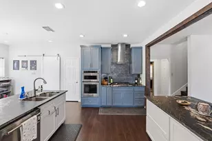 3426 Knob Oak Dr, Grapevine, TX 76051 - Photo 9