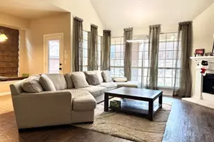 2517 Erec Dr, Lewisville, TX 75056 - Photo 3