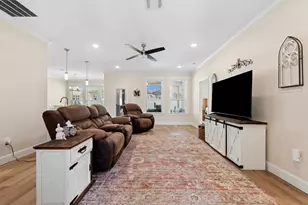 167 Valley View, Glen Rose, TX 76043 - Photo 13