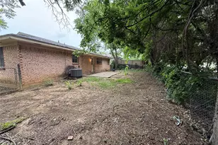 1238 Carla St, Denison, TX 75020 - Photo 21