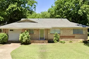 1238 Carla St, Denison, TX 75020 - Photo 1