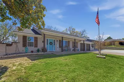 706 Hilltop Drive, Weatherford, TX 76086 - Photo 3