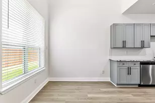 3242 Wexford Dr, Garland, TX 75043 - Photo 9