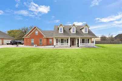 2000 Pin Oak Drive, Kaufman, TX 75142 - Photo 1