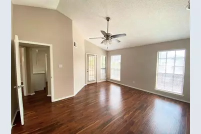 3101 Townbluff Drive #423, Plano, TX 75075 - Photo 3