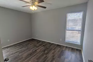 1125 Highpoint Rd, Bedford, TX 76022 - Photo 7