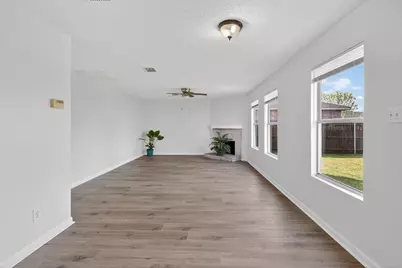 2333 Live Oak Drive, Little Elm, TX 75068 - Photo 9