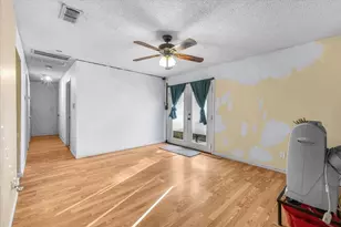 2528 Navasota Cir, Fort Worth, TX 76131 - Photo 3