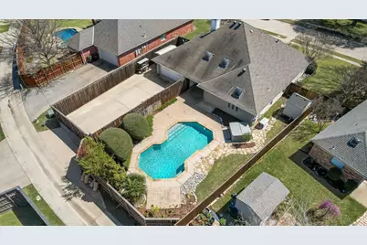 2405 Powderhorn Drive, Plano, TX 75025 - Photo 3