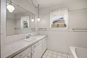 915 N Charlotte Ave, Stephenville, TX 76401 - Photo 13