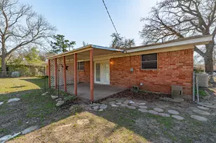 915 N Charlotte Ave, Stephenville, TX 76401 - Photo 25