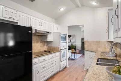 1117 Chesterton Drive, Richardson, TX 75080 - Photo 17