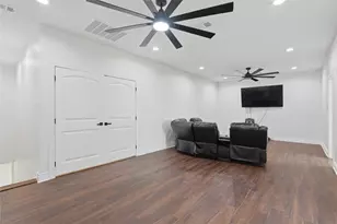 1107 Lily Ct, Grand Prairie, TX 75104 - Photo 23