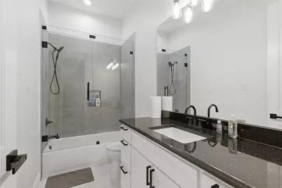 1107 Lily Court, Grand Prairie, TX 75104 - Photo 33