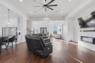 1107 Lily Court, Grand Prairie, TX 75104 - Photo 15