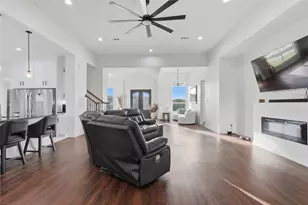 1107 Lily Ct, Grand Prairie, TX 75104 - Photo 15