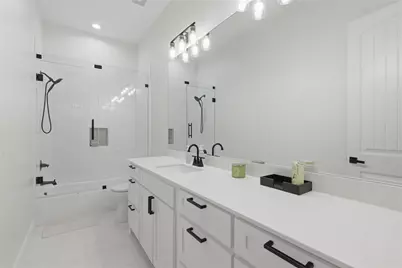 1107 Lily Court, Grand Prairie, TX 75104 - Photo 21