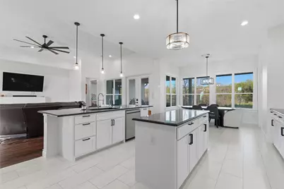 1107 Lily Court, Grand Prairie, TX 75104 - Photo 13